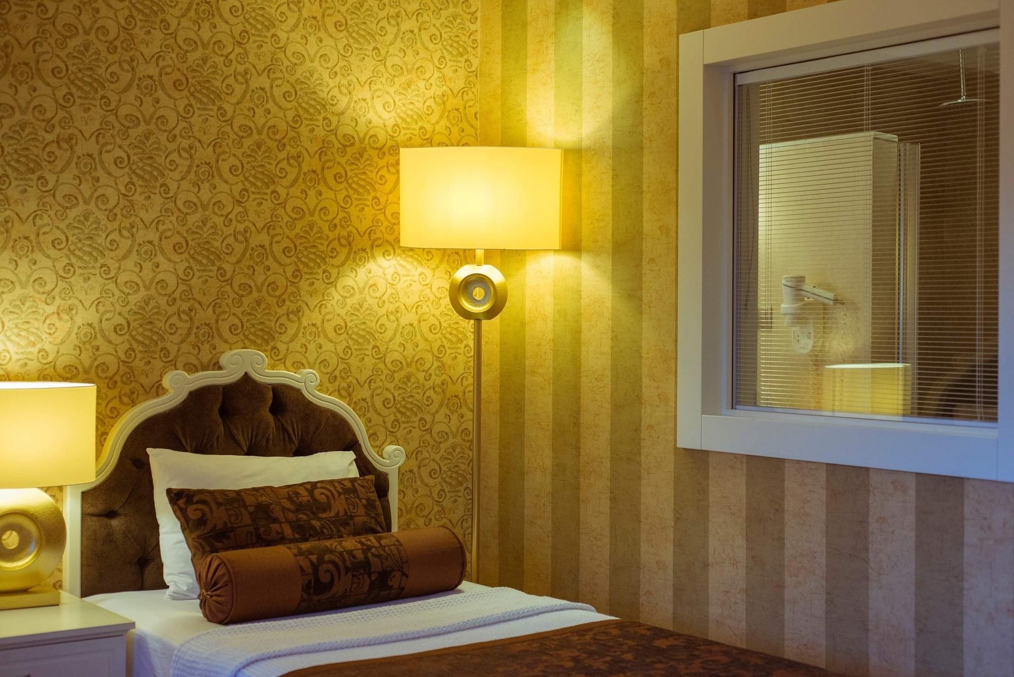 Han Deluxe Hotel Ολουντενίζ Εξωτερικό φωτογραφία