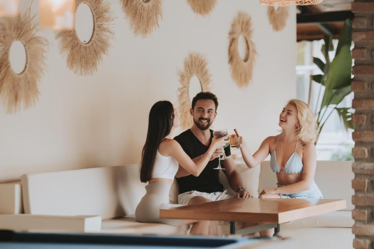 Han Deluxe Hotel Ολουντενίζ Εξωτερικό φωτογραφία